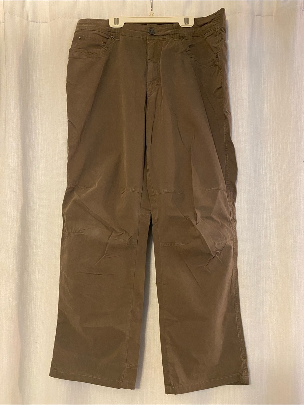 Men's Olive Straight-Leg Chinos